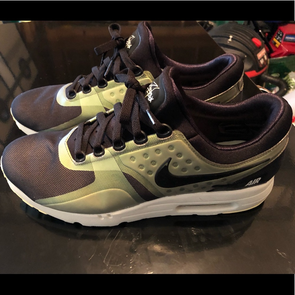 Nike Air Max Zero 10.5